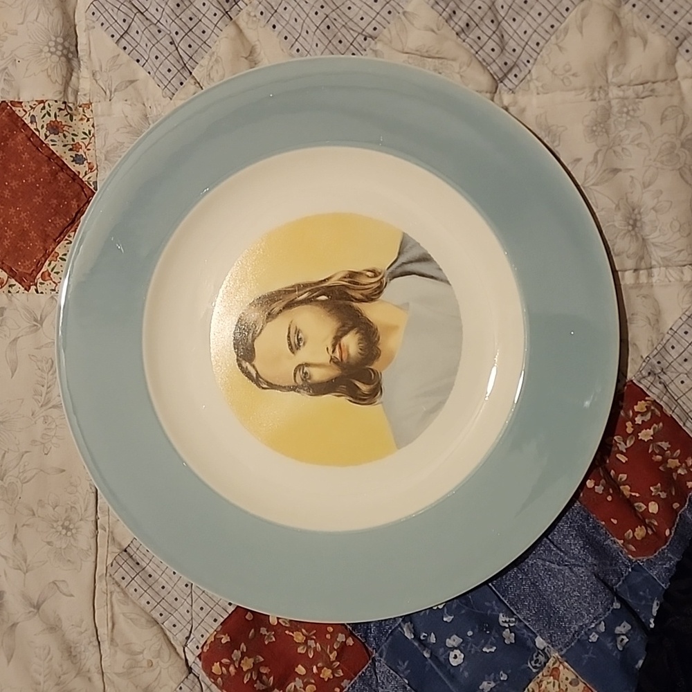 Syracuse China Jesus Plate